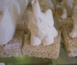 (Italiano) Elefantino in polvere di pietra leccese bomboniera portafortuna adatta alla nascita e battesimo
