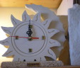 Sun and moon clock with a support base carparo